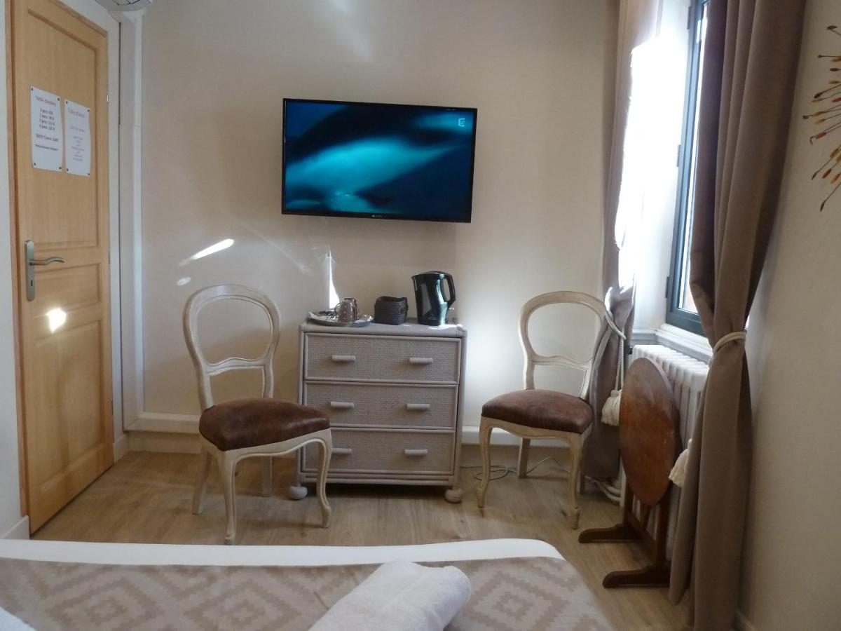 Chambre D'Hotes "Le Village" Villenouvelle Екстериор снимка