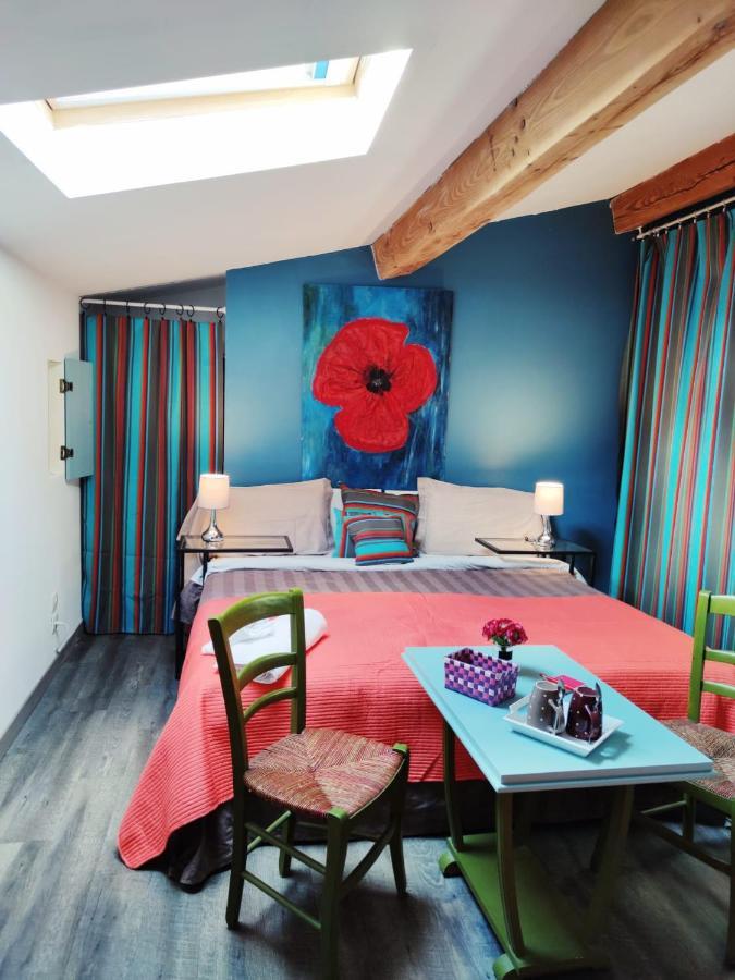 Chambre D'Hotes "Le Village" Villenouvelle Екстериор снимка