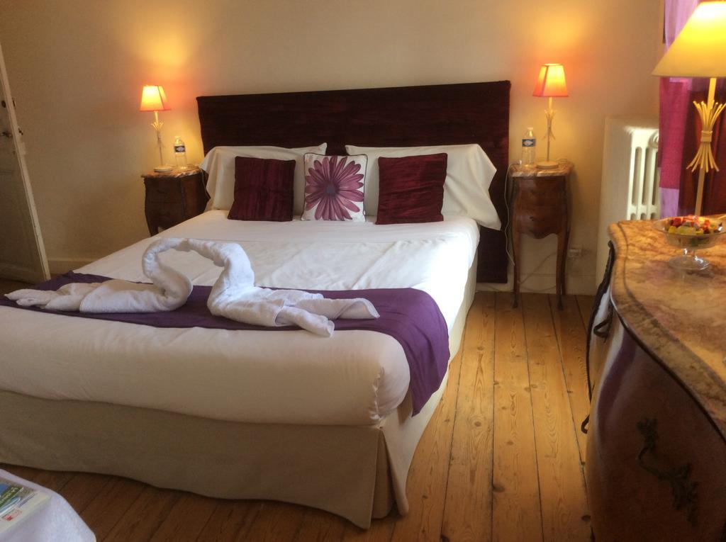 Chambre D'Hotes "Le Village" Villenouvelle Екстериор снимка