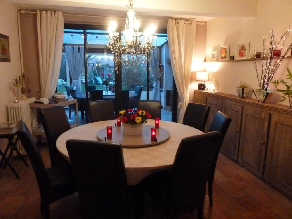 Chambre D'Hotes "Le Village" Villenouvelle Екстериор снимка