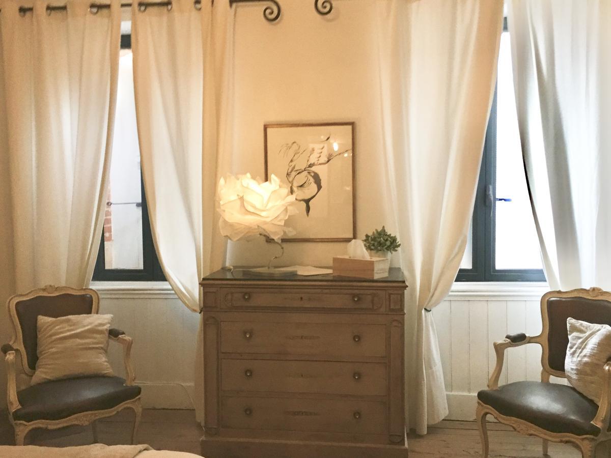 Chambre D'Hotes "Le Village" Villenouvelle Екстериор снимка